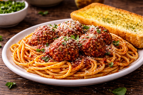 Spaghetti with Meatballs